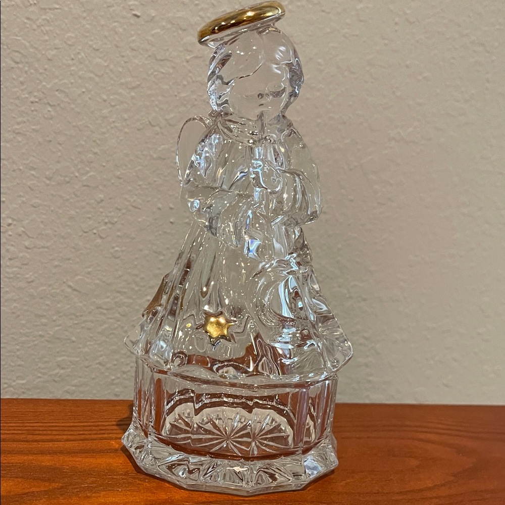 Lead crystal angel trinket box